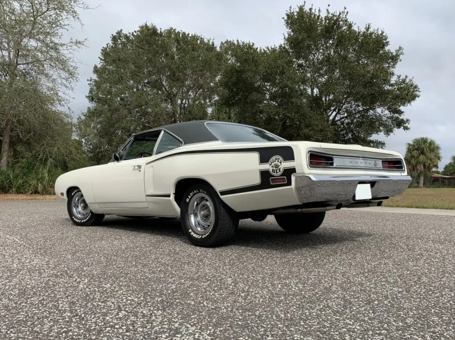 1970 Dodge Super Bee - Image 10 of 27
