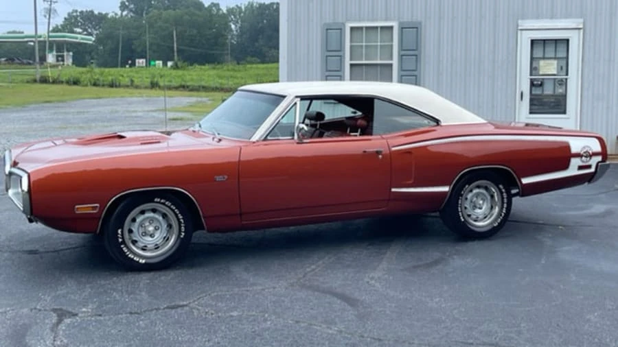 1970 Dodge Super Bee - Image 2 of 29