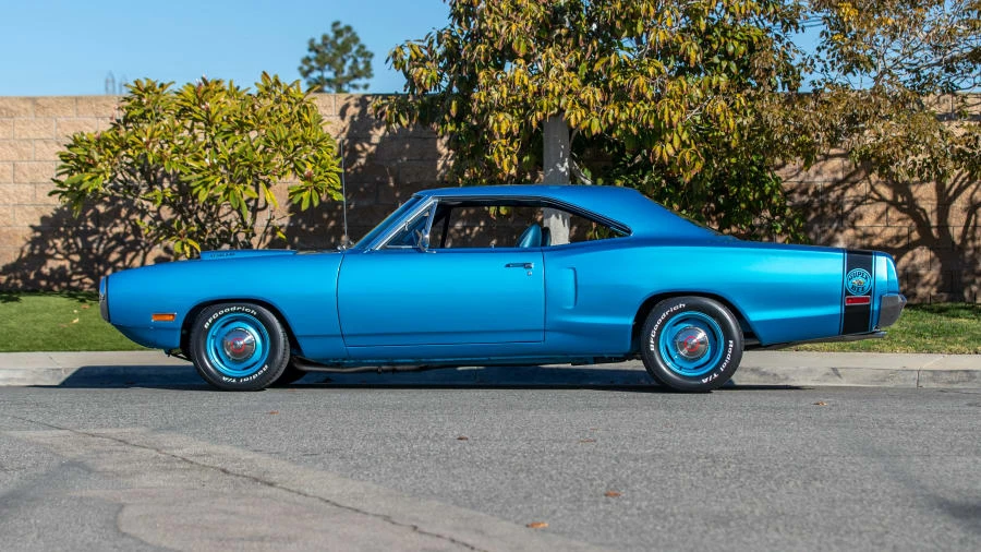 1970 Dodge Super Bee - Image 2 of 31