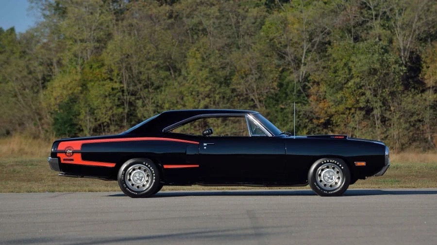 1970 Dodge Super Bee - Image 2 of 12
