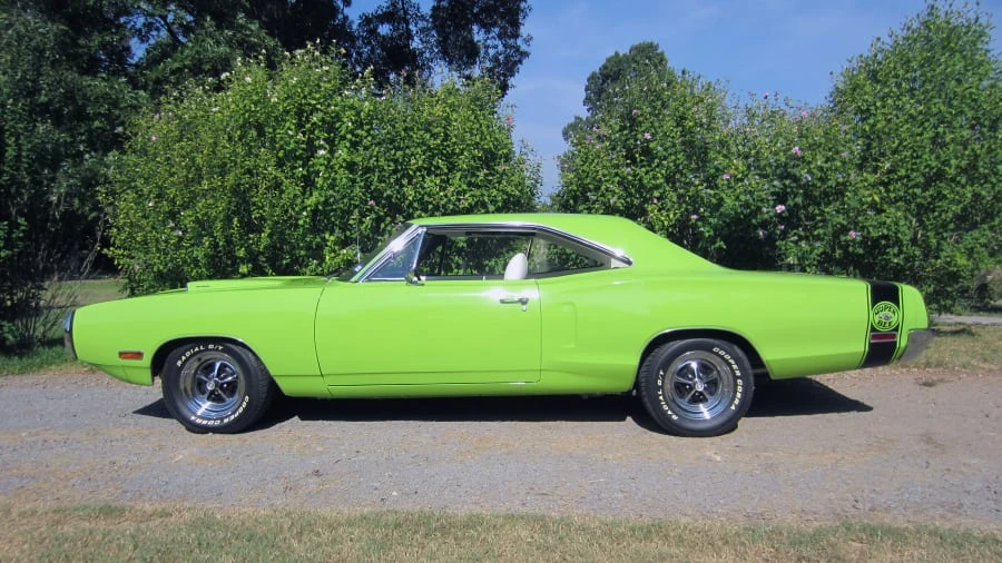 1970 Dodge Super Bee - Image 2 of 12
