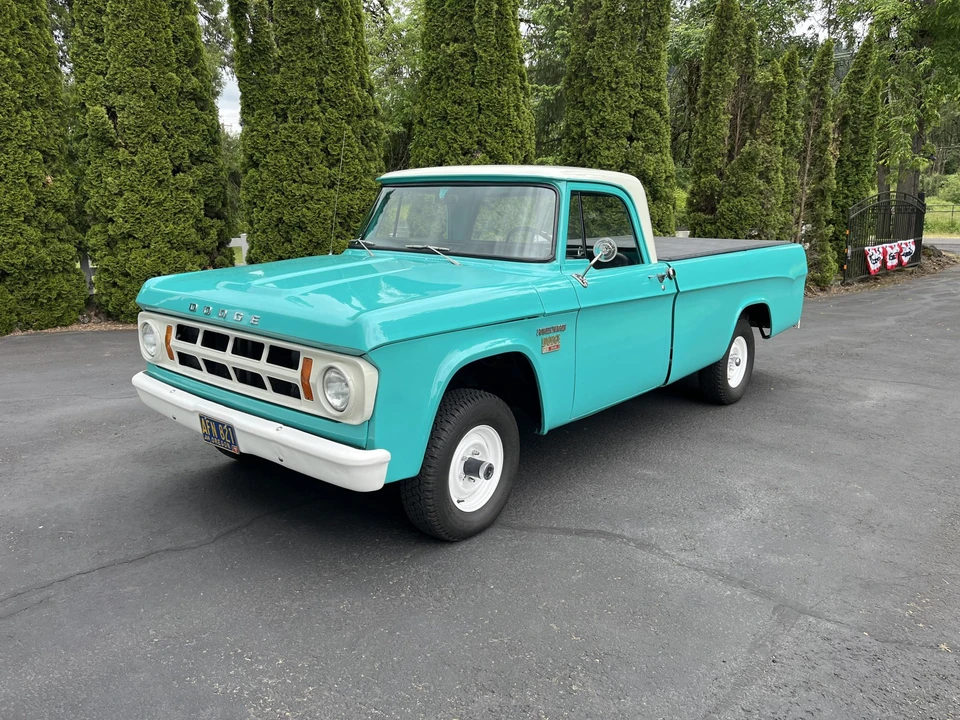 1970 Dodge Power Wagon (1946-1968) - Image 2 of 31