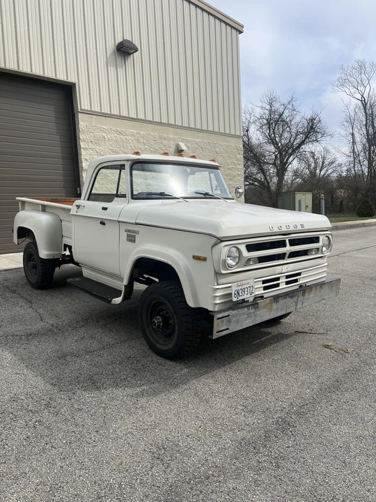 1970 Dodge Power Wagon - Image 4 of 31