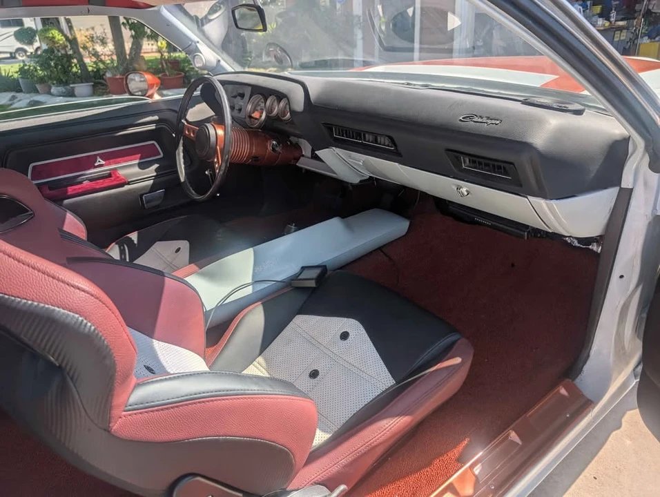 1970 Dodge Challenger 1st Gen - Image 10 of 15