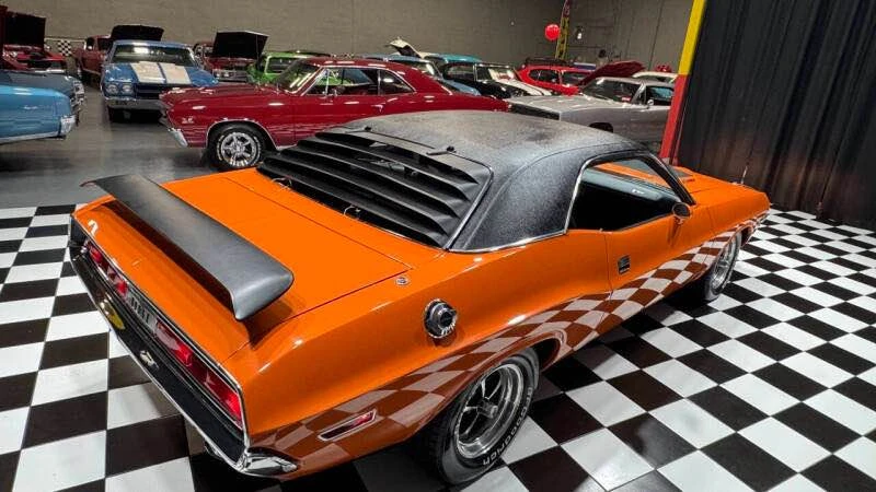 1970 Dodge Challenger Hemi 1st Gen - Image 4 of 19