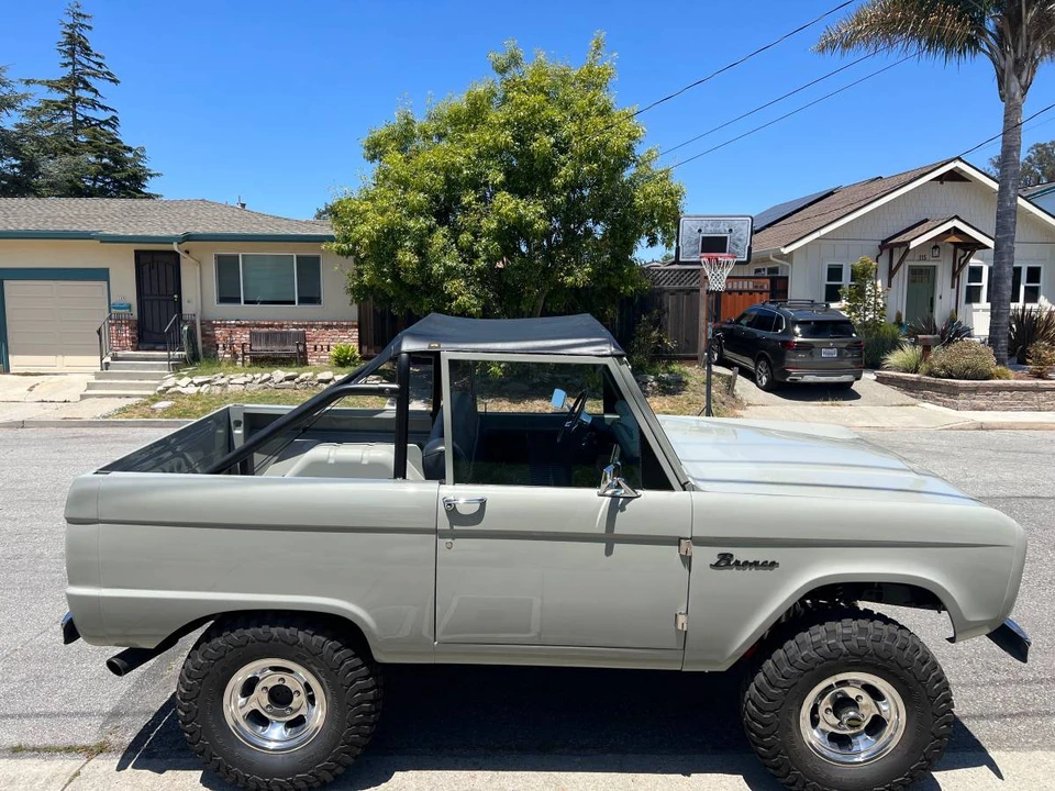 1970 Ford Bronco Sport - Image 3 of 23