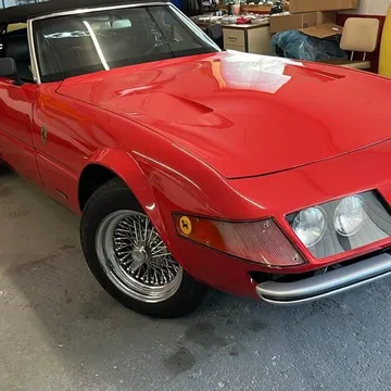 1970 Ferrari Daytona Replica