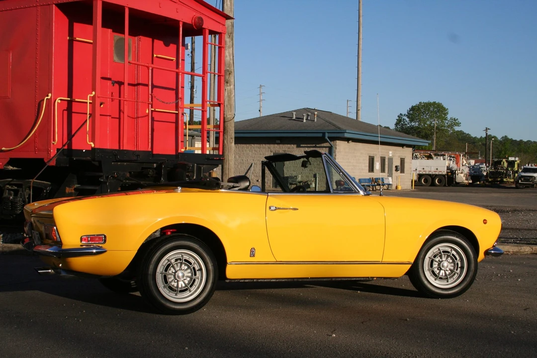 1970 Fiat 124 Sport Spider - Image 10 of 31