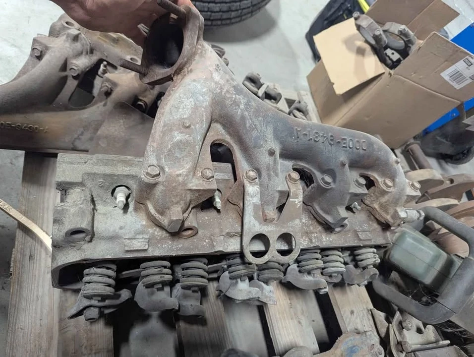 1970 Parts & Memorabilia Engines - Image 3 of 10