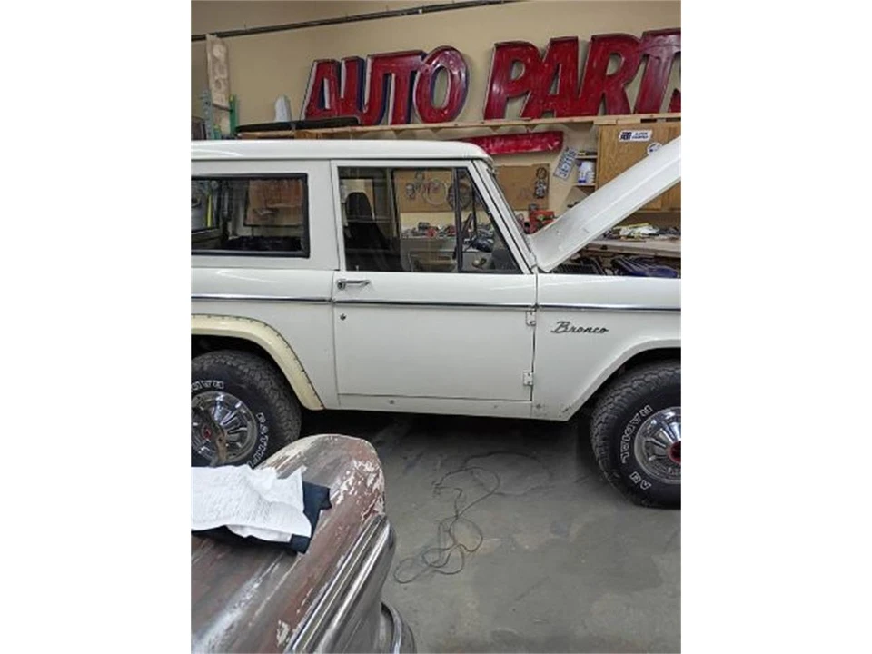 1970 Ford Bronco 1st Gen - Image 16 of 25