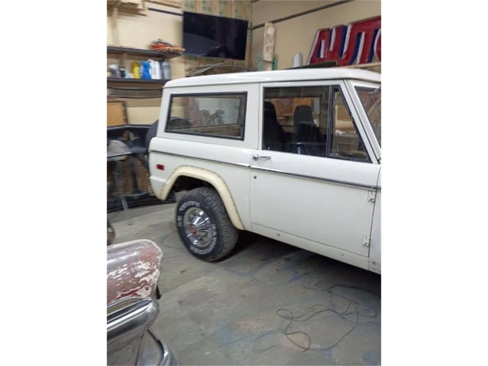 1970 Ford Bronco 1st Gen - Image 23 of 25