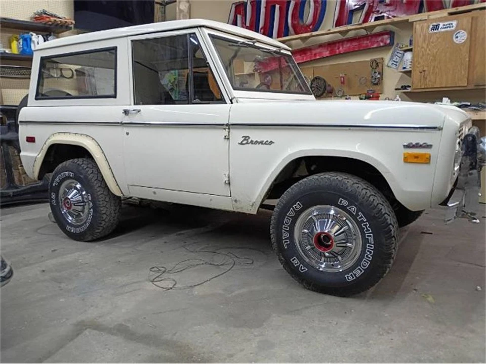 1970 Ford Bronco 1st Gen - Image 24 of 25