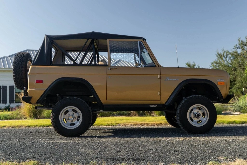 1970 Ford Bronco 1st Gen - Image 9 of 12
