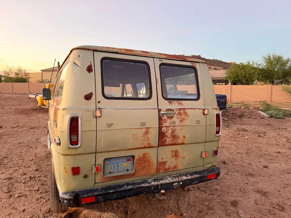 1970 Ford Econoline Van - Image 5 of 10