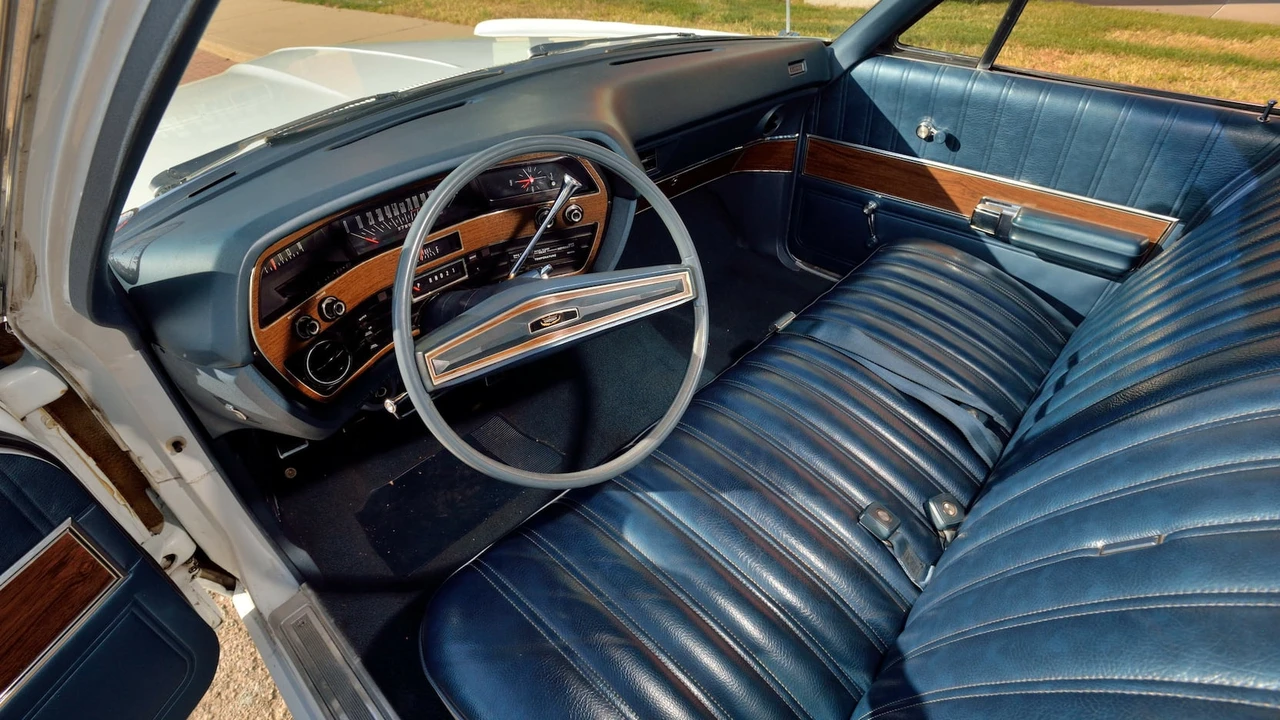 1970 Ford Country Squire - Image 4 of 29