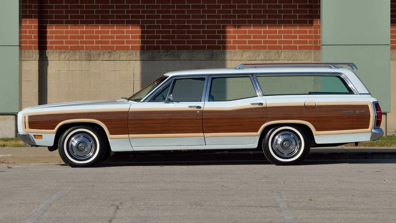 1970 Ford Country Squire - Image 8 of 29