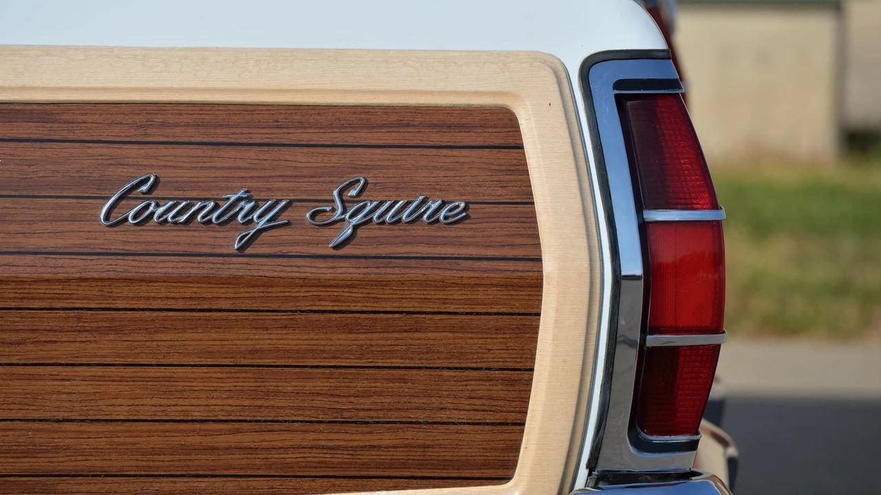 1970 Ford Country Squire - Image 11 of 29