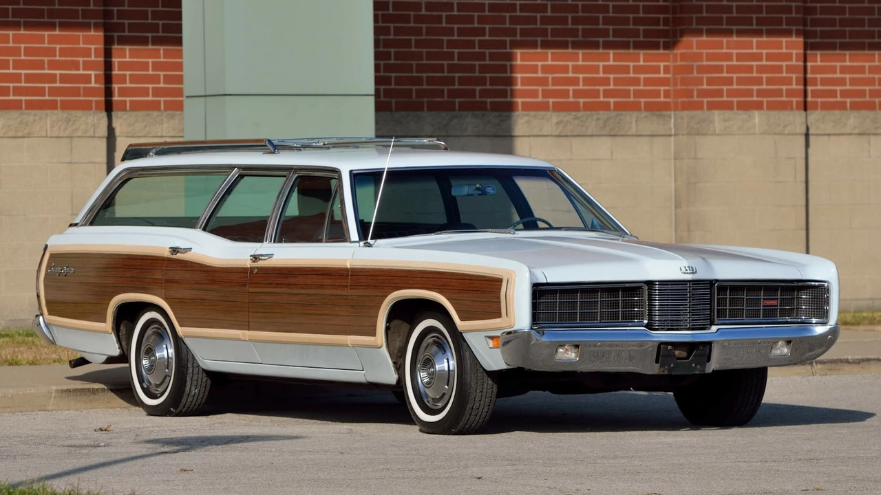 1970 Ford Country Squire - Image 12 of 29