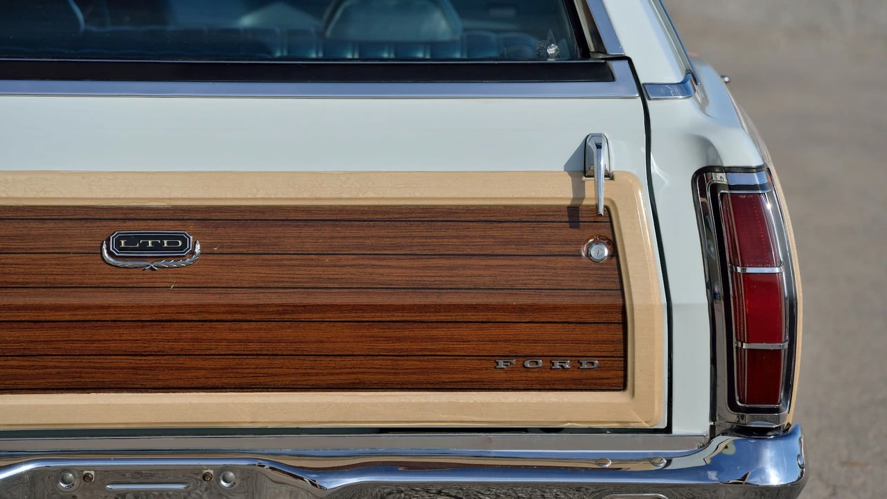 1970 Ford Country Squire - Image 17 of 29