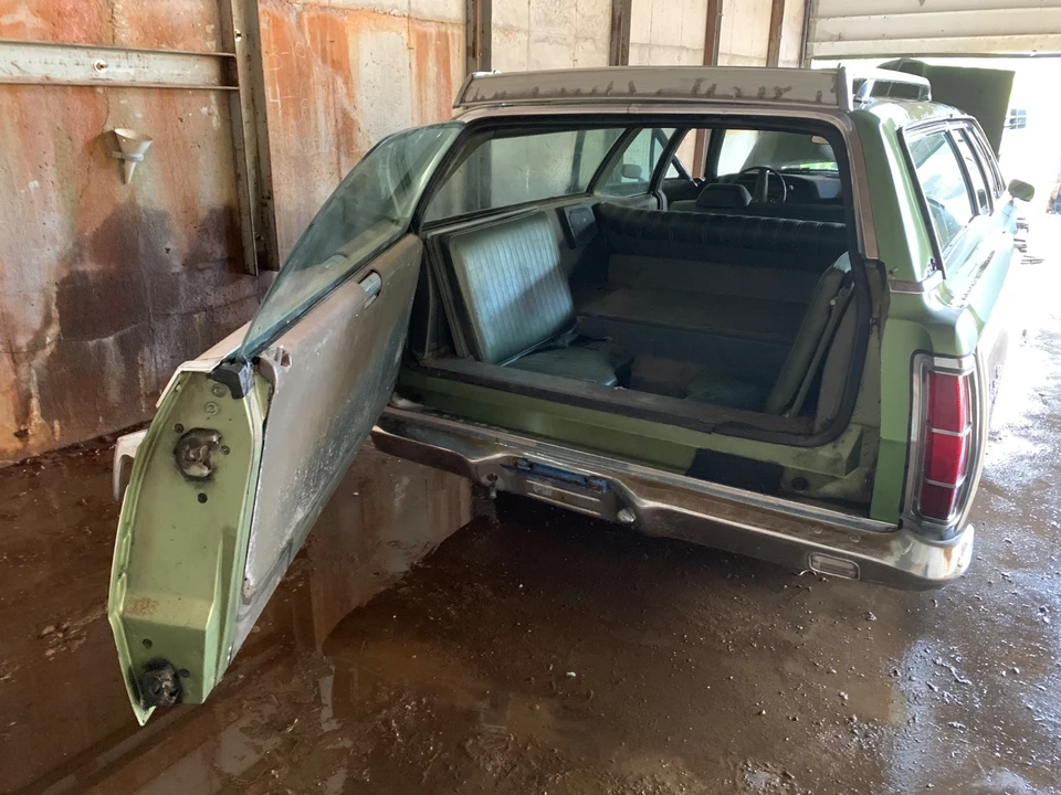1970 Ford Country Squire - Image 20 of 22