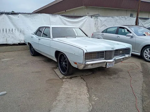 1970 Ford Crown Victoria LX Sedan 4D