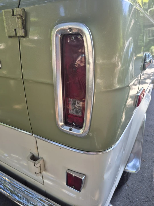 1970 Ford Econoline Van - Image 24 of 31