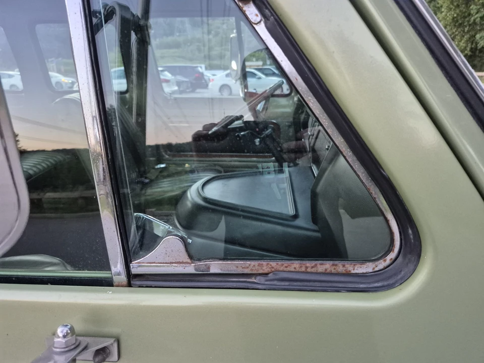 1970 Ford Econoline Van - Image 28 of 31