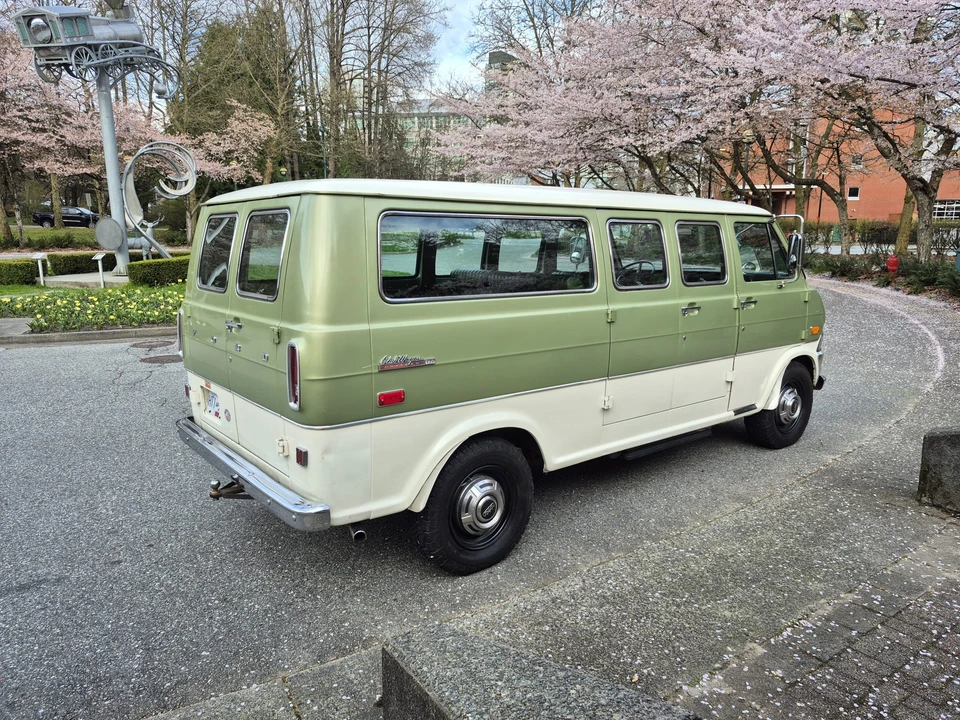 1970 Ford Econoline Van - Image 11 of 31