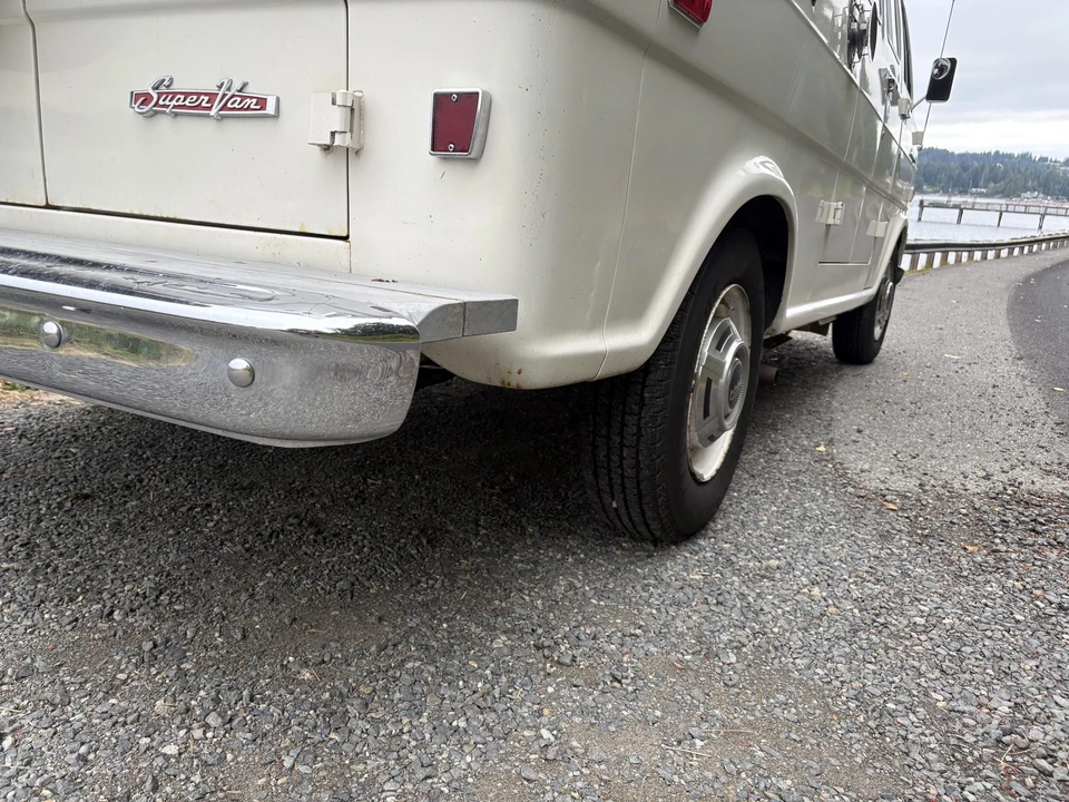 1970 Ford Econoline Van - Image 17 of 31