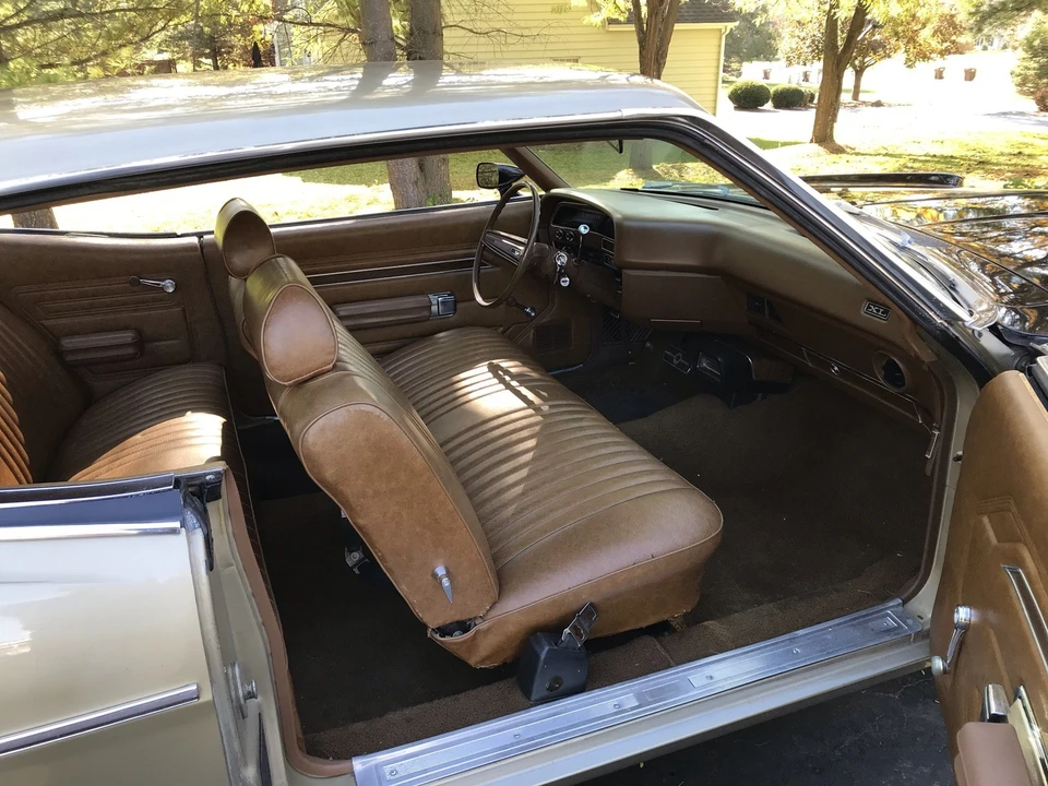 1970 Ford Galaxie 4th Gen - Image 21 of 31