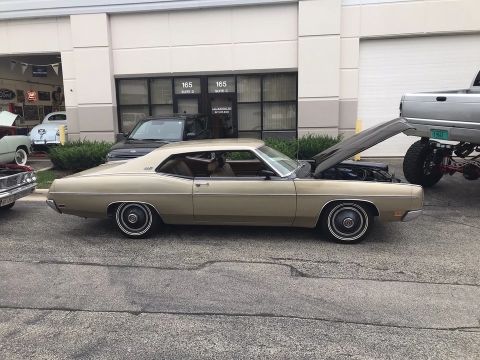 1970 Ford Galaxie 4th Gen - Image 26 of 31