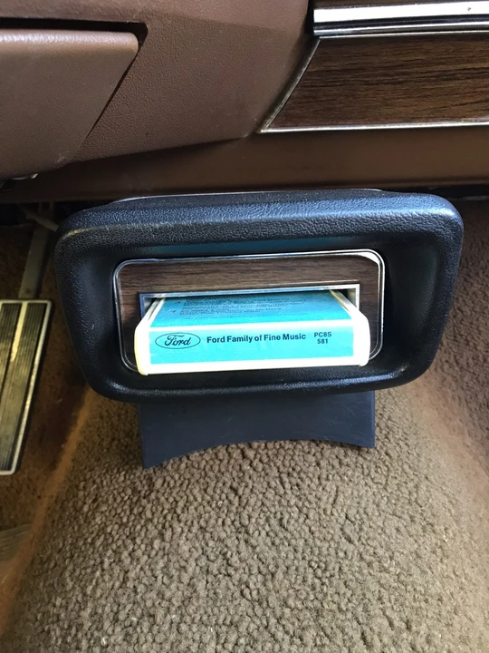 1970 Ford Galaxie 4th Gen - Image 8 of 31