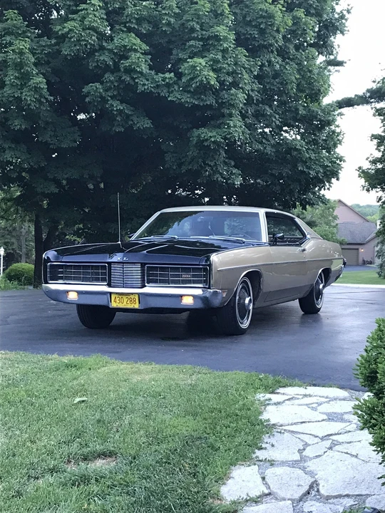 1970 Ford Galaxie 4th Gen - Image 25 of 31