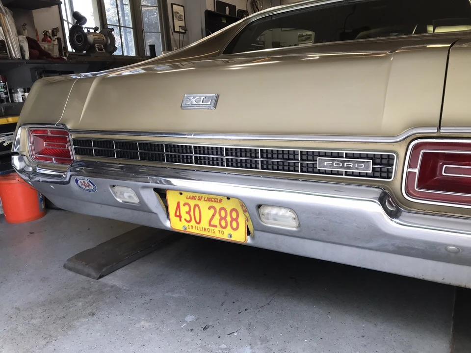 1970 Ford Galaxie 4th Gen - Image 24 of 31