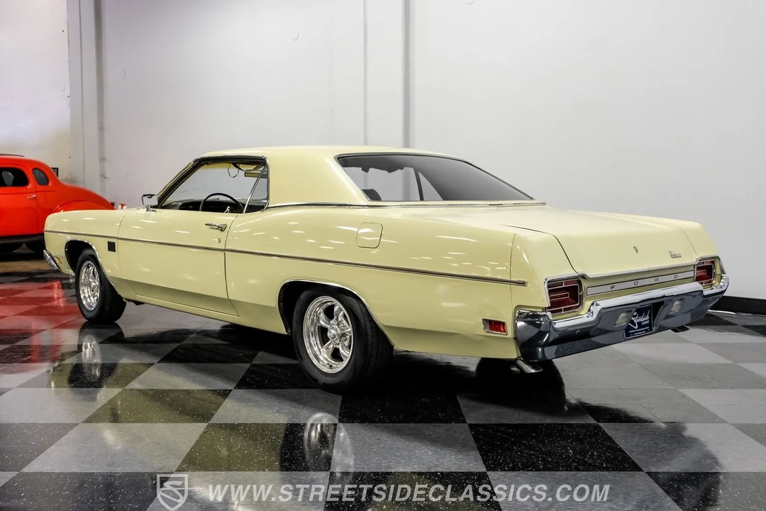 1970 Ford Galaxie 4th Gen - Image 7 of 12