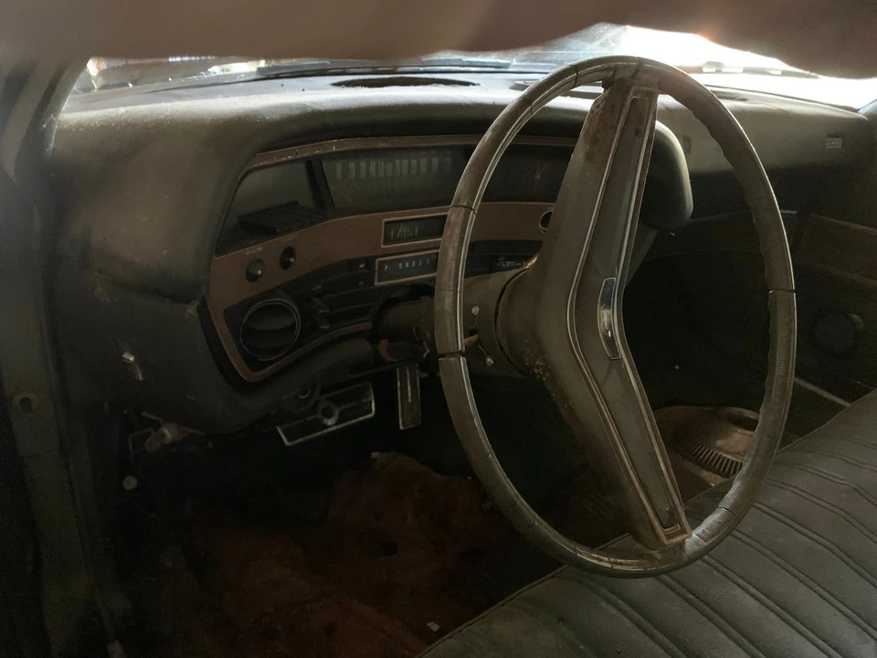1970 Ford Galaxie 4th Gen - Image 13 of 21