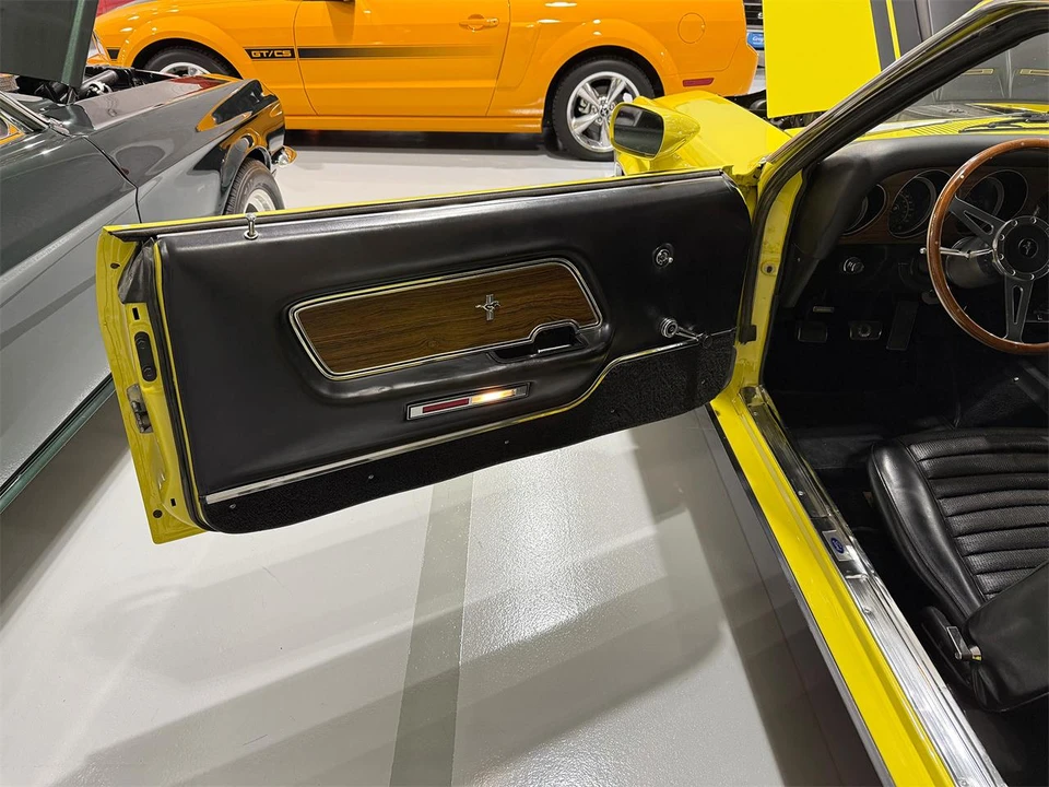 1970 Ford Mustang Mach 1 1st Gen (1969-1970) - Image 18 of 31
