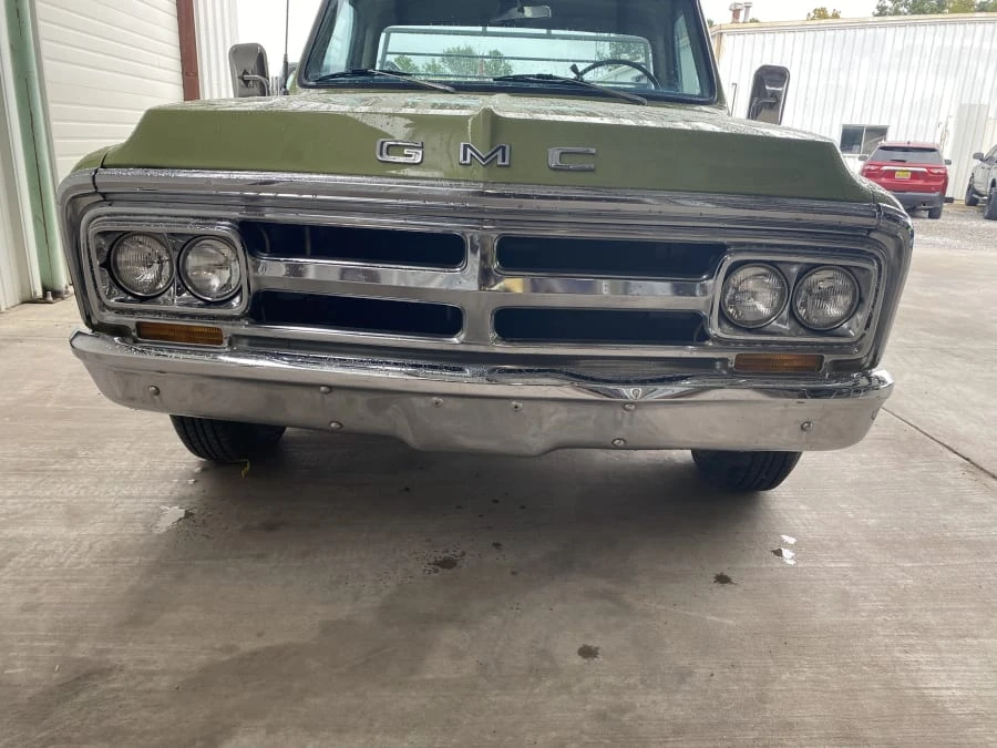 1970 GMC C/K 2nd Gen - Image 10 of 11