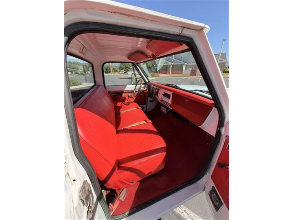 1970 GMC C/K 2nd Gen - Image 15 of 30