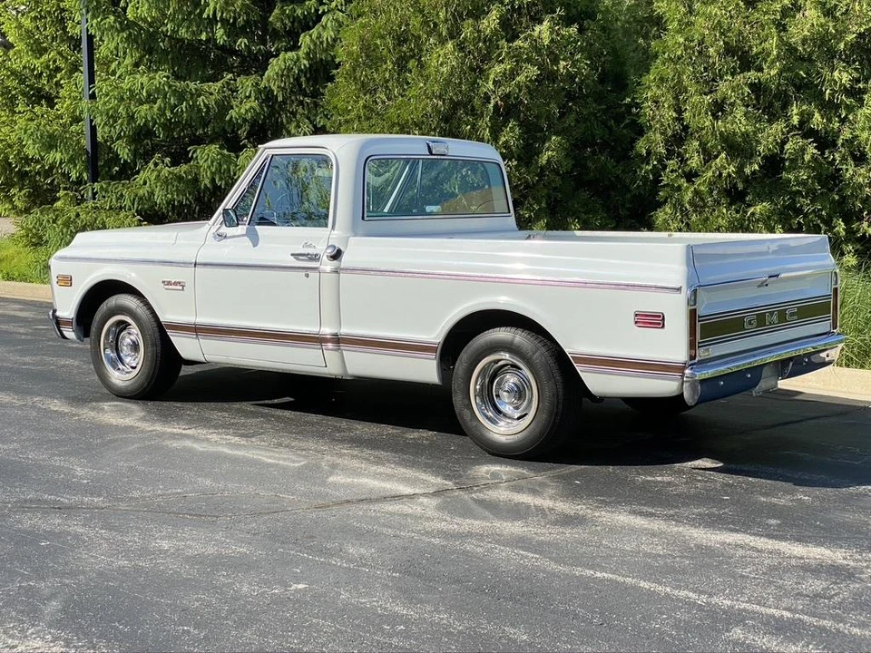 1970 GMC C/K 1st Gen - Image 24 of 31