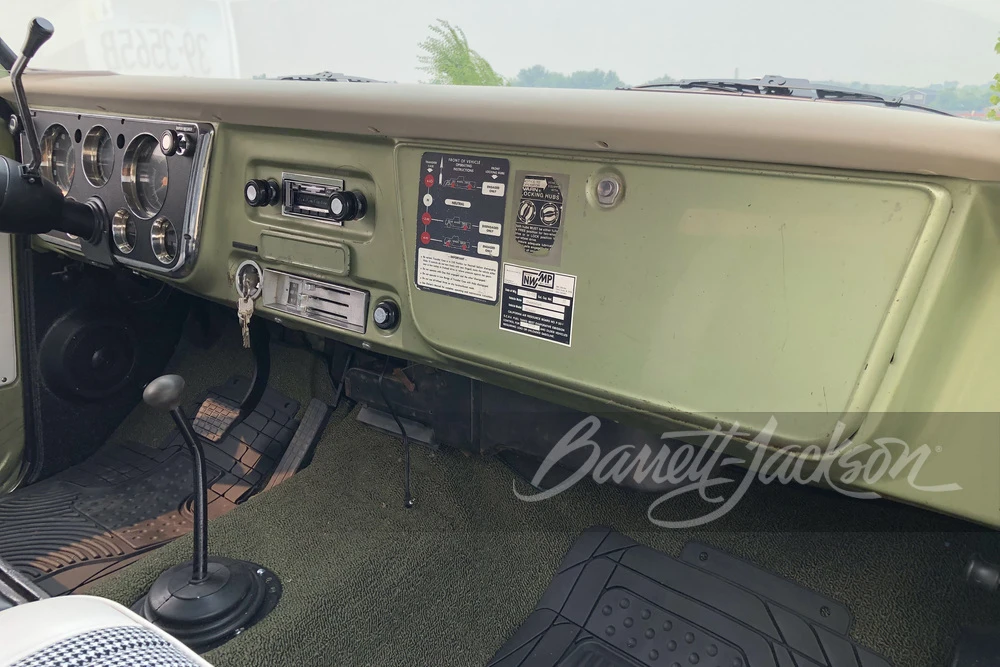 1970 GMC Jimmy 1st Gen - Image 9 of 16