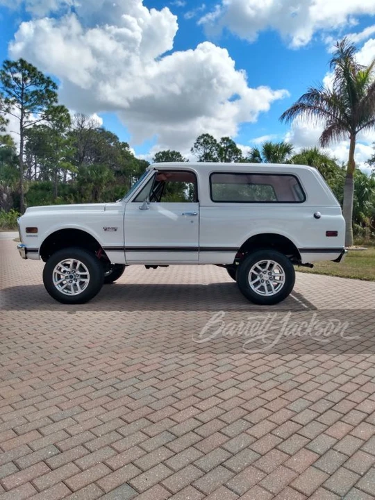 1970 GMC Jimmy 1st Gen - Image 9 of 29
