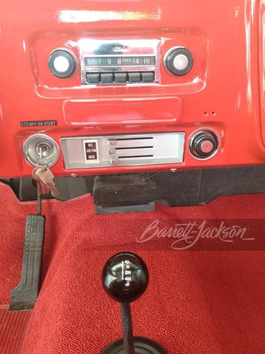 1970 GMC Jimmy 1st Gen - Image 23 of 29