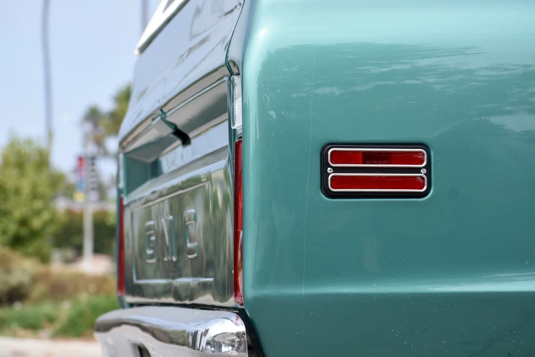 1970 GMC Jimmy 1st Gen - Image 20 of 31