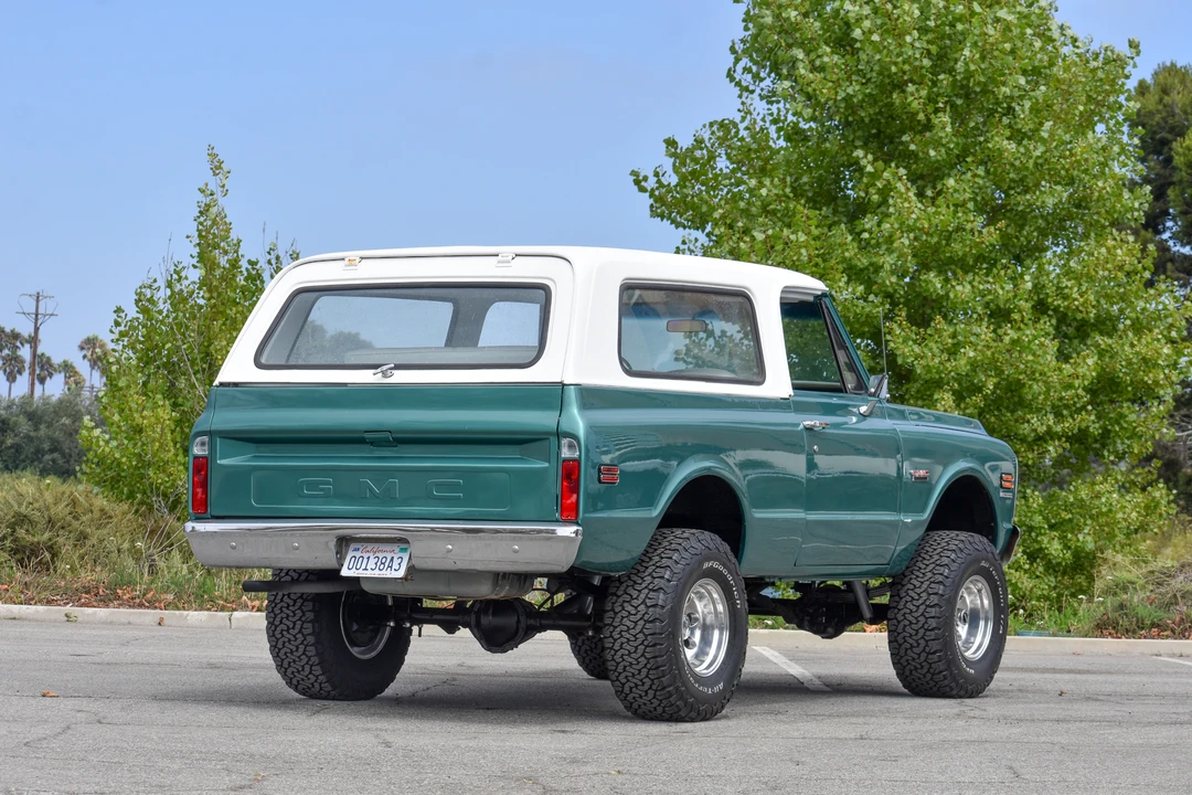 1970 GMC Jimmy 1st Gen - Image 7 of 31