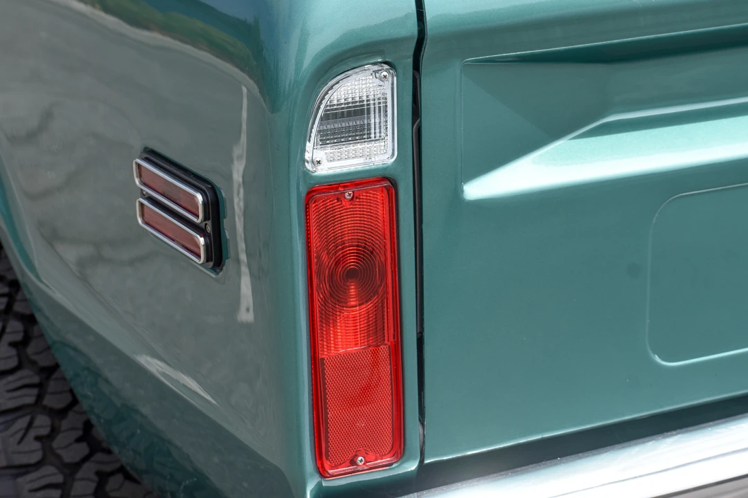 1970 GMC Jimmy 1st Gen - Image 16 of 31