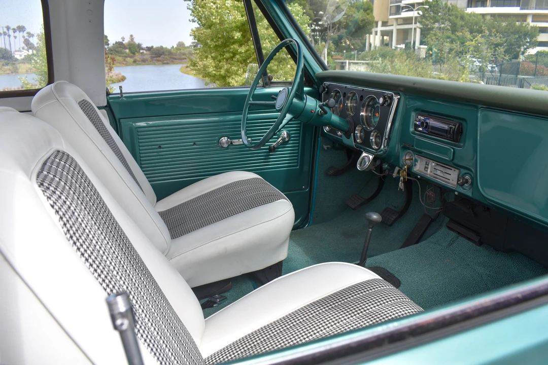 1970 GMC Jimmy 1st Gen - Image 30 of 31