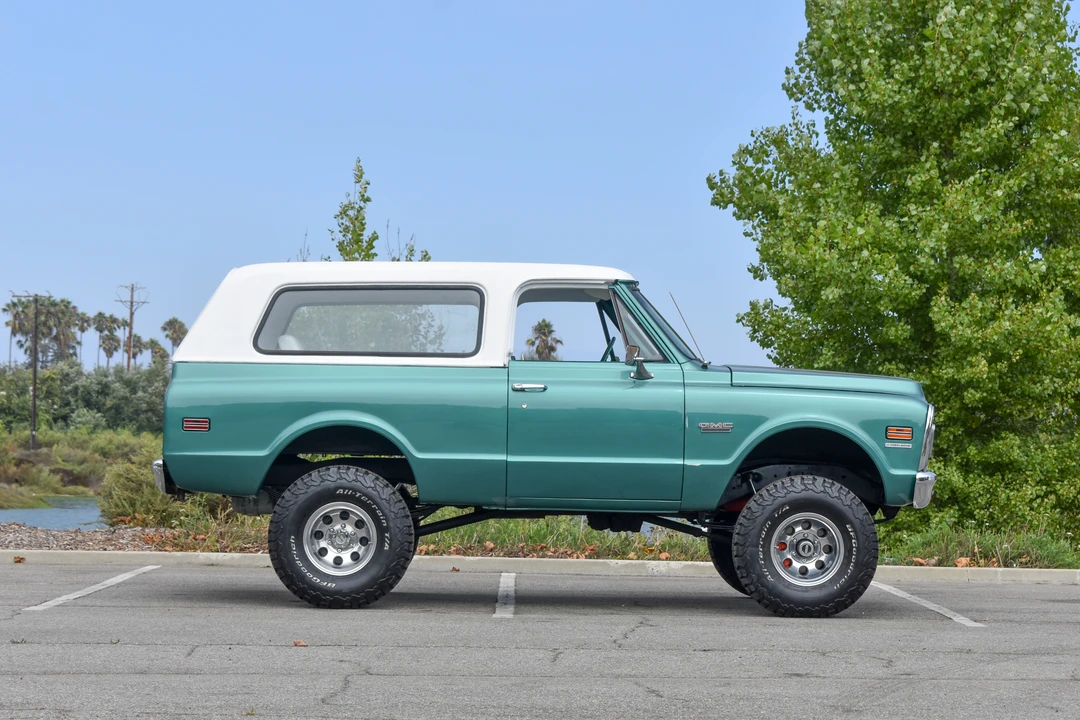 1970 GMC Jimmy 1st Gen - Image 9 of 31