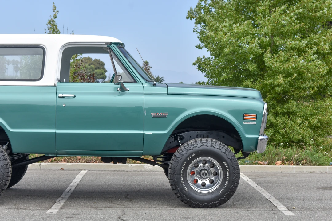 1970 GMC Jimmy 1st Gen - Image 13 of 31