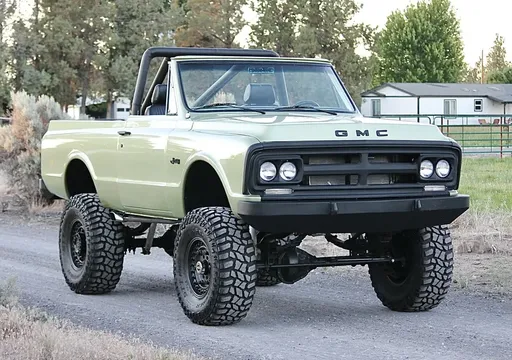 1970 GMC Jimmy 4x4 Restomod
